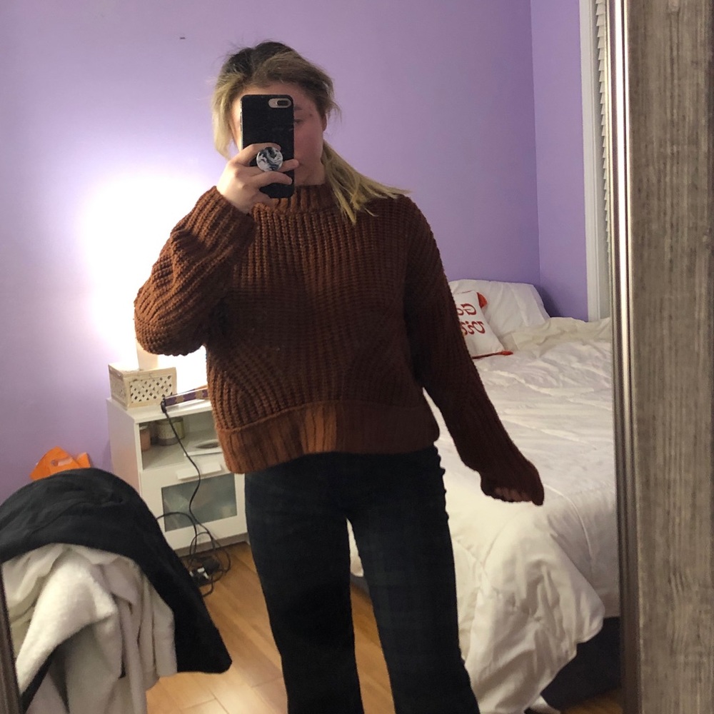 Chunky Sweater - Picture 2 of 2